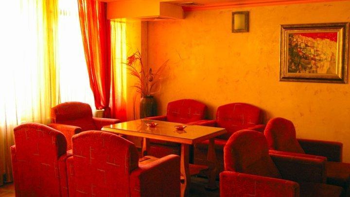 וליקו טורנובו Family Hotel Silvestar מראה חיצוני תמונה